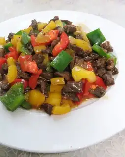Diced beef with colorful pepper