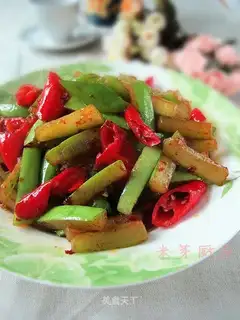 Nanchang flavor stir-fried gourd skin