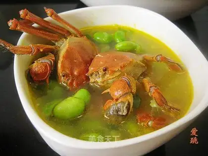 River crab and soybean soup
