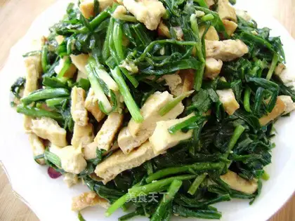 stir-fried tofu with leeks