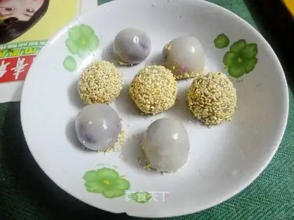 Purple sweet potato glutinous rice paste