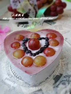 Blueberry mousse cake