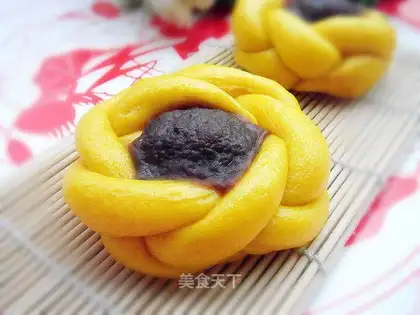 Bird's Nest Bean Bun