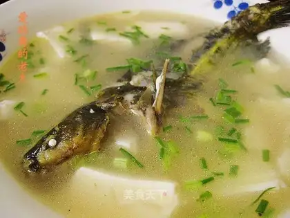 Stewed tofu with ang-sined fish