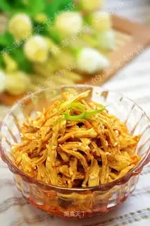 Spicy shredded chicken