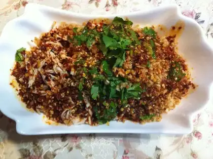 Spicy shredded chicken salad