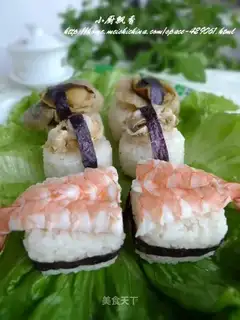 Seafood sushi