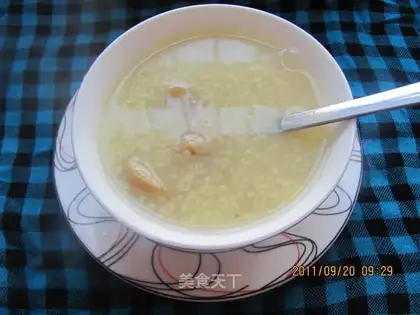 Millet and chestnut porridge