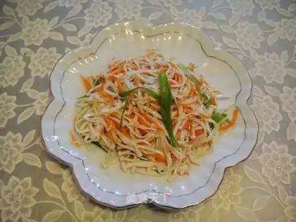 Flammulina velutipes in scallion oil
