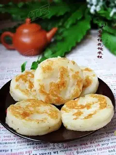 Pan-fried osmanthus glutinous rice cake