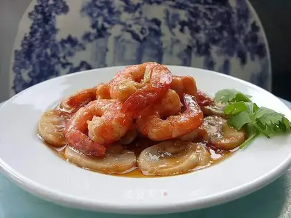 Eggan-flavored mushroom shrimp balls