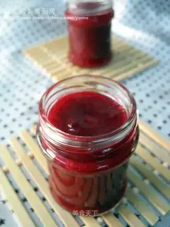 black brown jam