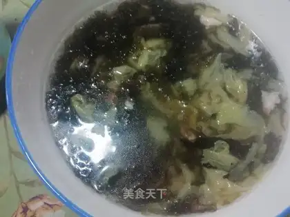 Cracker soup