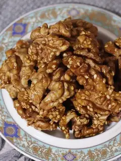 Amber walnuts