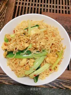 Eggs and noodles
