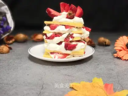 Strawberry Cake Tower
