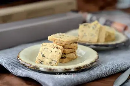 Sea-mass crackers