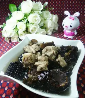 Two black ribs soup