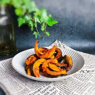 Lemon cinnamon roast pumpkin