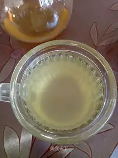 A white radish honey water