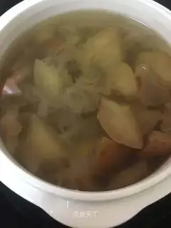 Silver avocado