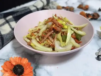 The ham and sausage fried carrots and celery