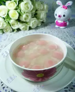 Liquor with strawberries