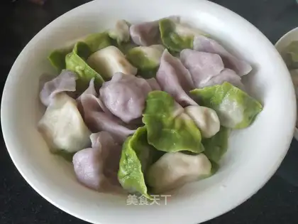 Three-colour dumplings
