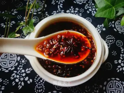 Homemade spicy red oil