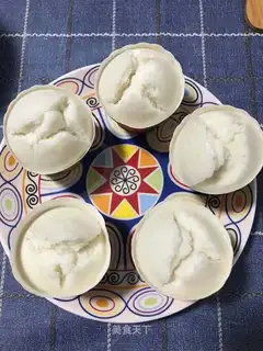 Steamed rice cake