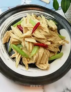 Creams of curry
