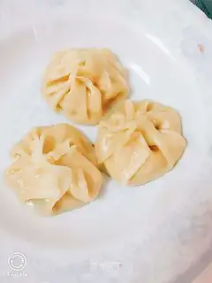 Vegetable eggs buns