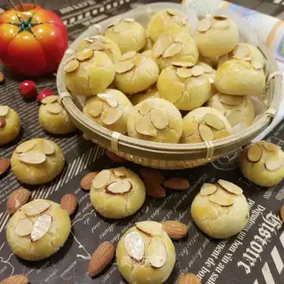 Apricot almond