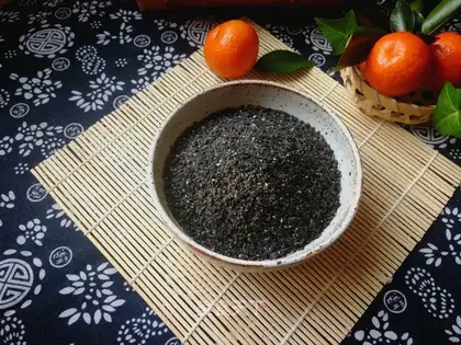 Homemade black sesame salt