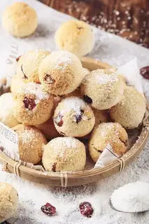 Protein coconut ball