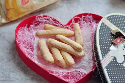 Finger crackers