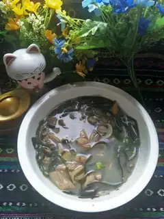 Cinnamon and silk squid