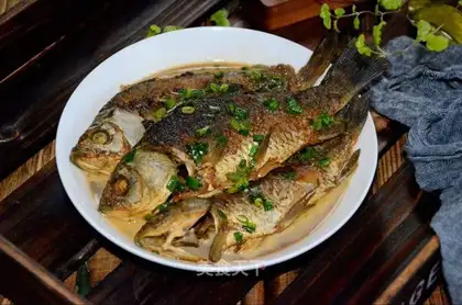 Red-burned mackerel