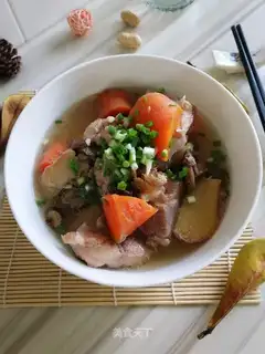 Carrot bone soup