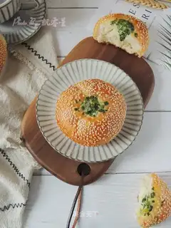 Sesame onion bread