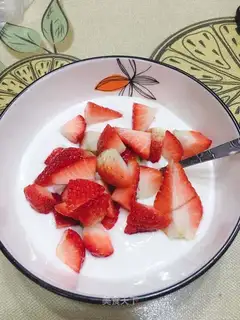 Strawberry yogurt