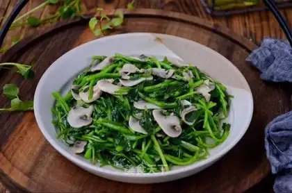 Moussy food