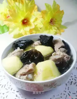 Blackwood apple chop soup