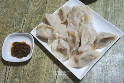 Sour pork dumplings