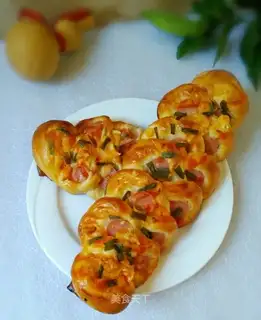 Ham intestines, raspberry bread