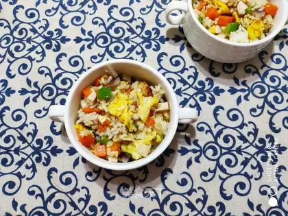 Vegetable egg fried rice