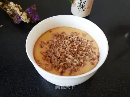 Peach stewed eggs