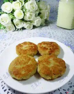 Scrambled bean cake