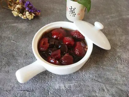Red-tree black ear soup
