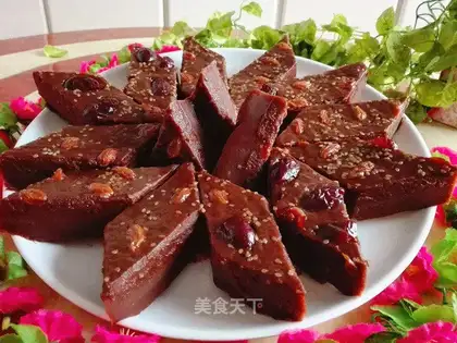 Black sugar cake